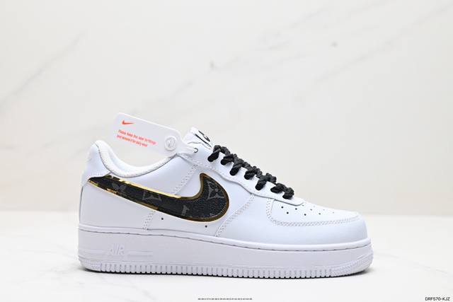 真标耐克nike Air Force 1 Low 空军一号低帮百搭休闲运动板鞋。柔软、弹性十足的缓震性能和出色的中底设计，横跨复古与现代的外型结合，造就出风靡全