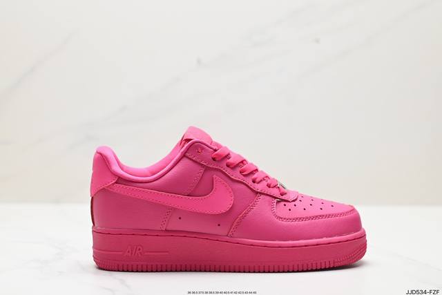 真标耐克nike Air Force 1 Low 空军一号低帮百搭休闲运动板鞋。柔软、弹性十足的缓震性能和出色的中底设计，横跨复古与现代的外型结合，造就出风靡全