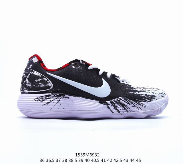 耐克 Nike Hyperdunk 2017 Low 低帮 实战篮球鞋 男款运动鞋。延续低调实用的外观设计，提供更为强劲的赛场表现。初看 Hyperdunk 2