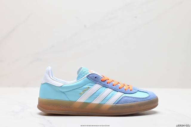 公司级adidas Originals Gazelle Indoor 三叶草休闲防滑耐磨低帮板鞋 鞋头出色设计 塑就出众贴合感 稳固的后跟贴合足部曲线设计 软弹