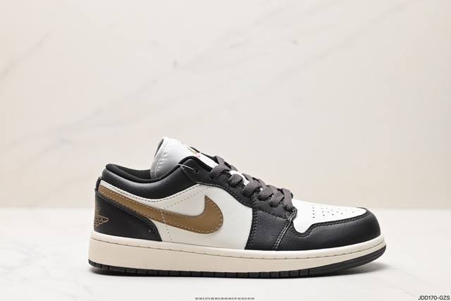 公司级耐克nike Air Jordan 1 Lowaj1乔丹一代中帮经典复古文化休闲运动篮球鞋 货号:Dc0774- 尺码:36 36.5 37.5 38 3