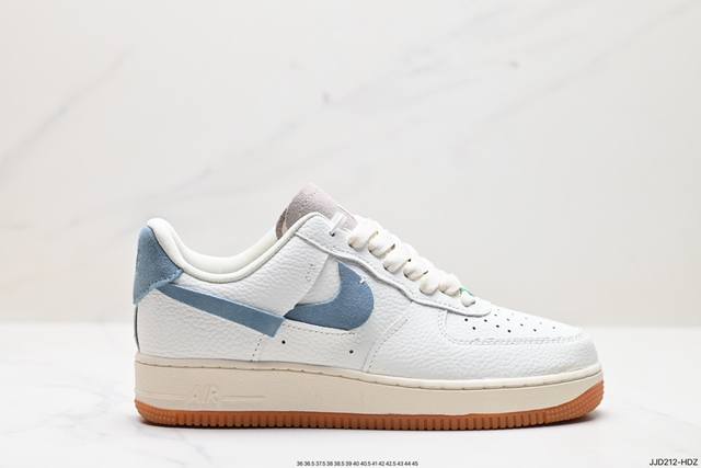 公司级耐克nike Air Force 1 Low Lx空军一号低帮百搭休闲运动板鞋。柔软、弹性十足的缓震性能和出色的中底设计，横跨复古与现代的外型结合，造就出