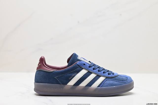 公司级adidas Originals Gazelle Indoor 三叶草休闲防滑耐磨低帮板鞋 鞋头出色设计 塑就出众贴合感 稳固的后跟贴合足部曲线设计 软弹