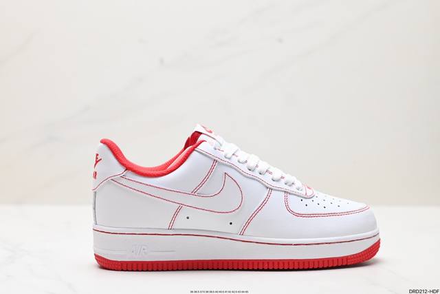 真标耐克nike Air Force 1 Low 空军一号低帮百搭休闲运动板鞋。柔软、弹性十足的缓震性能和出色的中底设计，横跨复古与现代的外型结合，造就出风靡全