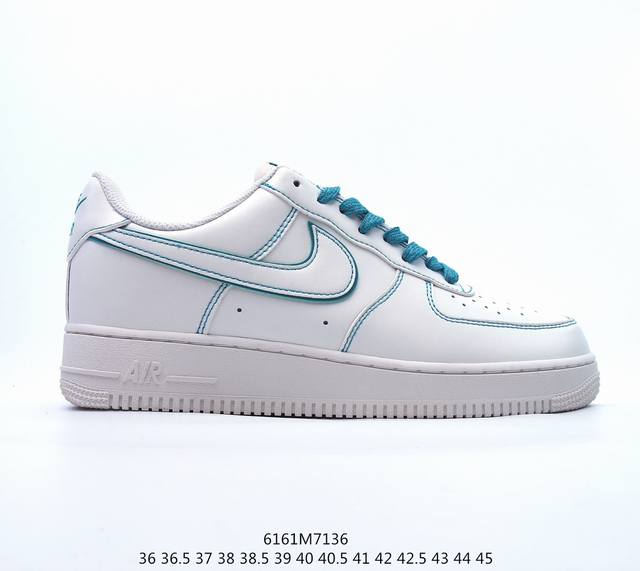 公司级耐克nike Air Force 1 Low 空军一号低帮百搭休闲运动板鞋。柔软、弹性十足的缓震性能和出色的中底设计，横跨复古与现代的外型结合，造就出风靡