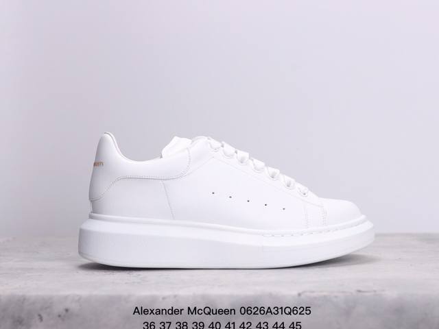 Alexander Mcqueen 亚历山大麦昆 原装数据原楦原纸版开发版型,采用进口丝绸哑光感小牛皮鞋面材质，搭配软糯小牛真皮内里，内外超软小牛皮贴附灌注式p