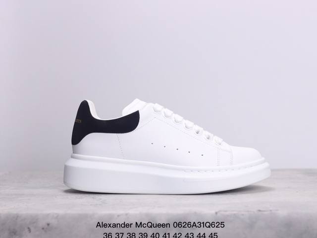 Alexander Mcqueen 亚历山大麦昆 原装数据原楦原纸版开发版型,采用进口丝绸哑光感小牛皮鞋面材质，搭配软糯小牛真皮内里，内外超软小牛皮贴附灌注式p