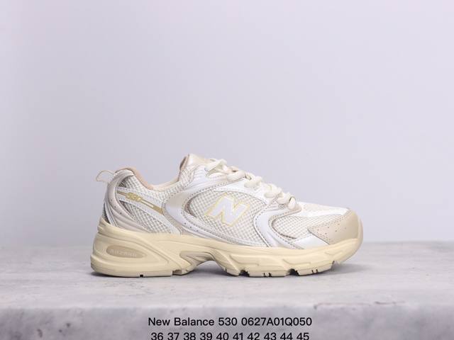 New Balance 530 复古跑鞋 小红书爆款 官网售罄 这双鞋确实是nb家经典复古款式之一，以全新科技诠释，成功打造530鞋款，鞋面在保持530基本线条