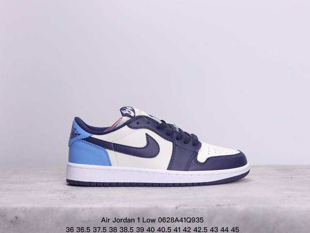 耐克 乔丹air Jordan 1 Low Aj1 乔1 乔丹1代aj1 低帮复古文化休闲运动篮球鞋。该鞋款从 1985 年元年款汲取设计灵感，焕新演绎简约经典 - 点击图像关闭