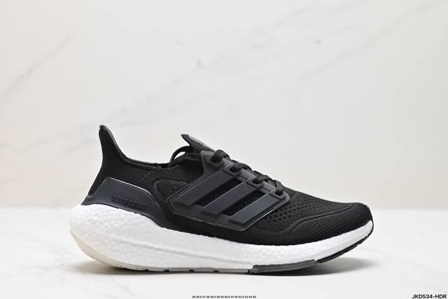 公司级阿迪达斯adidas Ultraboost Ub21全掌爆米花休闲运动跑鞋。采用网材搭配反光皮革鞋面，配上stretchweb网格外底和boost中底，提