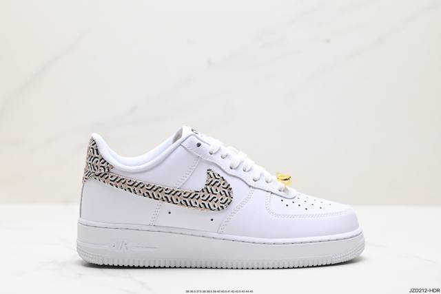 公司级nike Air Force 1 Low Lv8 Bg 空军一号低帮百搭休闲运动板鞋。柔软、弹性十足的缓震性能和出色的中底设计，横跨复古与现代的外型结合，