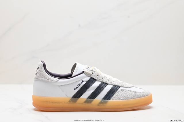 公司级阿迪达斯adidas Originals Bunny Gazelle Indoor 三叶草复古防滑耐磨低帮板鞋 鞋款采用柔软的绒面革和耐用的皮革衬里融合在