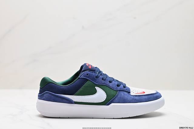 真标耐克nike Sb Force 58低帮休闲板鞋 是一款将前沿创新带入街头的单品，它具有硫化杯底，具有出色的耐用性和灵活性。使用帆布和绒面革，在饰面上放置通