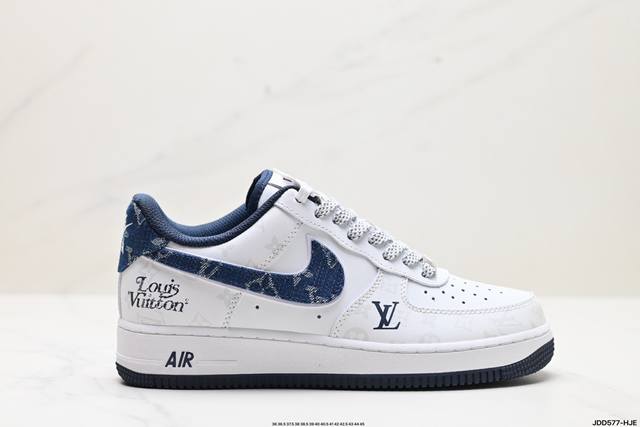 公司级nike Air Force 1 Low 空军一号低帮百搭休闲运动板鞋 弹性十足的缓震性能和出色的中底设计 复古与现代的外型结合 造就出风靡全球三十多年的