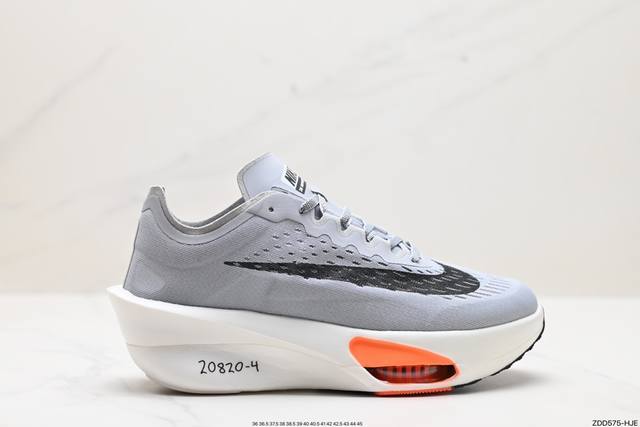 公司级新品发布 Nike Air Zoom Alphafly Next% 整体采用前作的设计语言，并且对后者的细节进行升级，马拉松和长距离路跑的性能极限设计而生