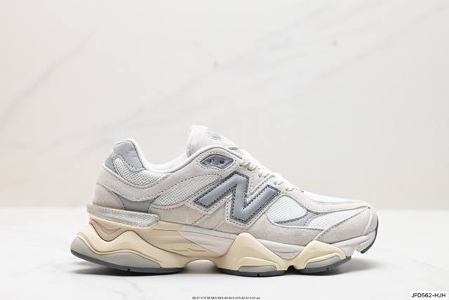 公司级new Balance Nb 9060 鞋款灵感源自设计师本人对夏日的怀日回忆。鞋面大身由空间双格及磨砂鞋面拼接而生，配以柔和、温暖的粉橘色调，夏日氛围拉