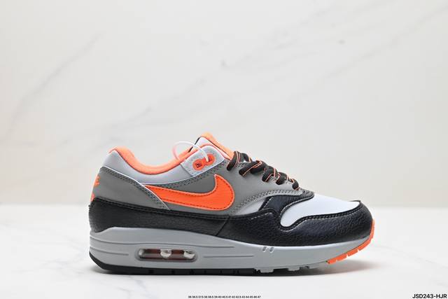 公司级nike Air Max 1 Air Max 气垫 全新配色 鞋身材质均选择皮革 织物 多种材质覆盖，保证质感的前提下，层次感也相当不错。最后以带有开窗式