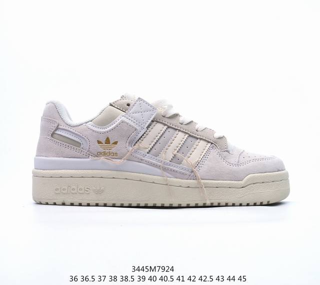 Adidas 阿迪达斯 三叶草 Forum Low 女运动鞋 摩登演绎篮球风的经典鞋。英文的“Forum”，是进行表达的场所，在这里，可以释放自己的热情，阐述自