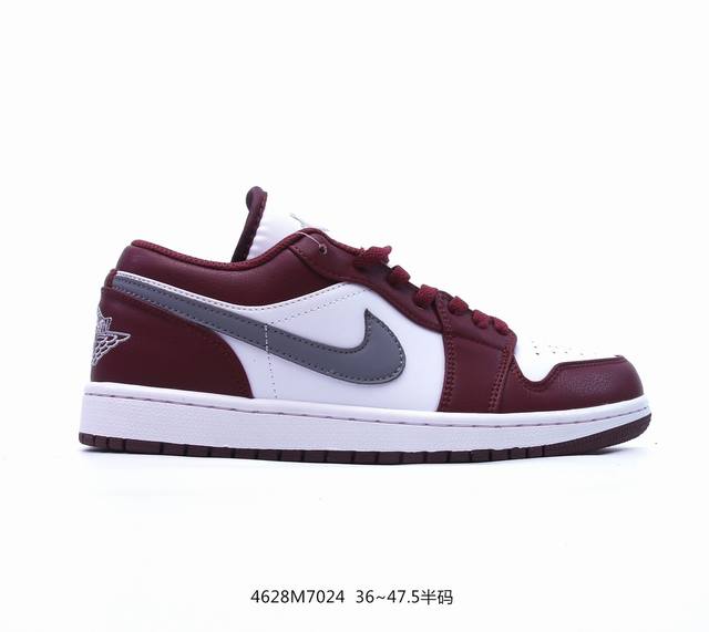 真标nike Air Jordan 1 Low Aj1乔1低帮休闲板鞋 同步官方配色 原档冲孔鞋头 四线拉帮 鞋舌高弹海绵填充 官方货号:553558 615