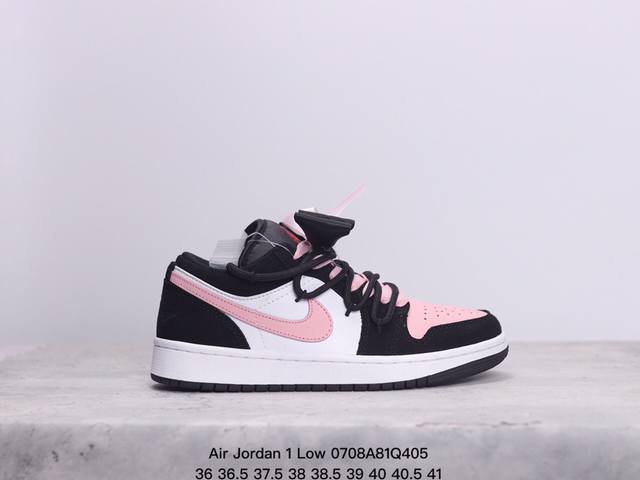 公司级air Jordan 1 Low 绑带白黑蓝 官方同步新色 原装级产物 拒绝公底 立体鞋型 细节完美 高清洁度 购置公司同步原材料 原汁原味 忠于原版 X