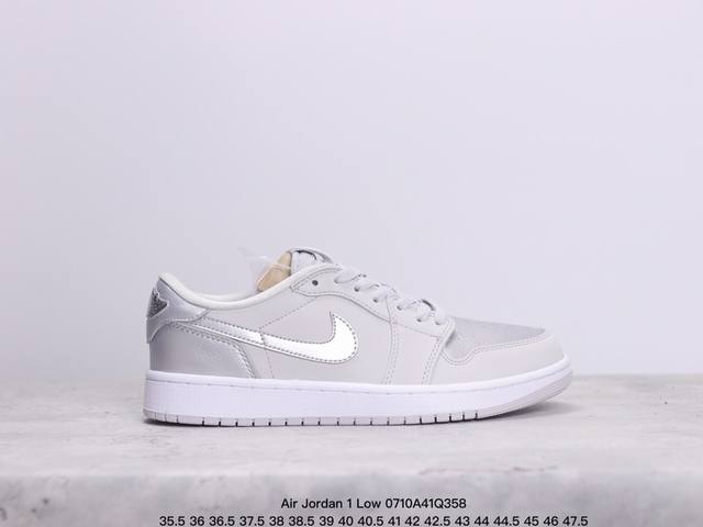 公司级air Jordan 1 Low 白灰脚趾 Aj1乔1低帮休闲板鞋 同步官方配色 市场唯一独家头层皮打造 原鞋原档案开发 原厂皮料 原档冲孔鞋头 正确满胶