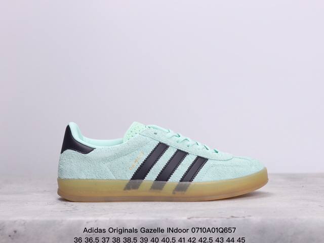 Adidas Originals Gazelle Indoor 三叶草休闲防滑耐磨低帮板鞋 鞋头出色设计 塑就出众贴合感 稳固的后跟贴合足部曲线设计 软弹舒适