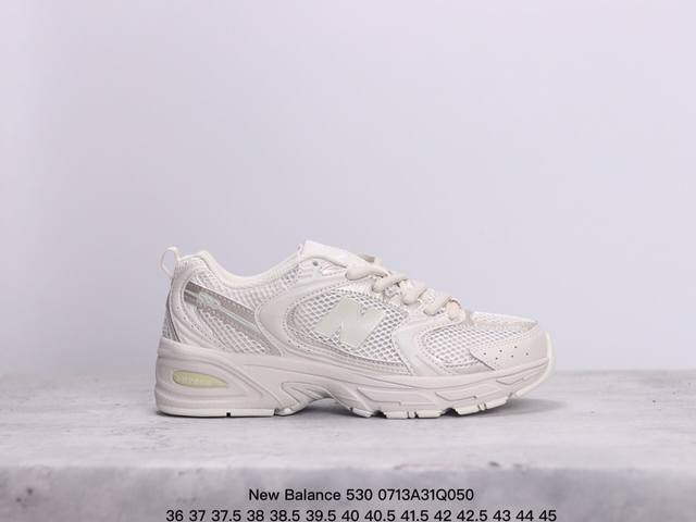 公司级new Balance 530 复古跑鞋 小红书爆款 官网售罄 这双鞋确实是nb家经典复古款式之一，以全新科技诠释，成功打造530鞋款，鞋面在保持530基