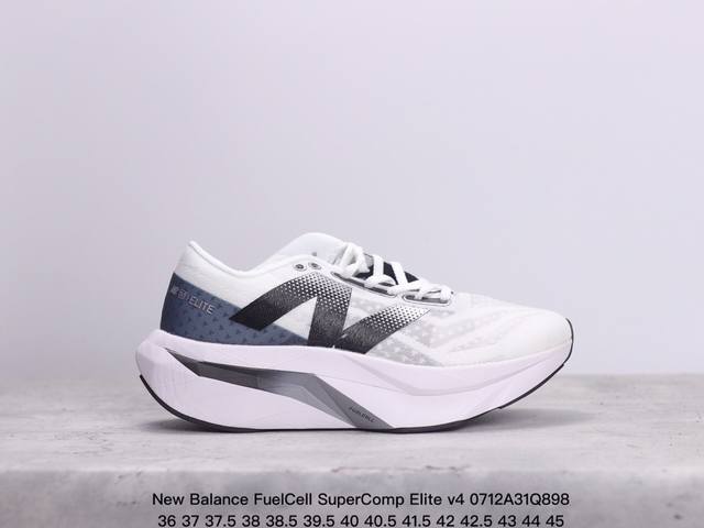 公司级new Balance Fuelcell Supercomp Elite V4 运动舒适耐磨 低帮休闲跑步鞋 男款 新款的elite V4，在鞋面和鞋底都