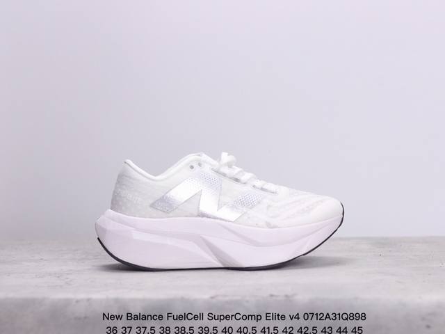 公司级new Balance Fuelcell Supercomp Elite V4 运动舒适耐磨 低帮休闲跑步鞋 男款 新款的elite V4，在鞋面和鞋底都