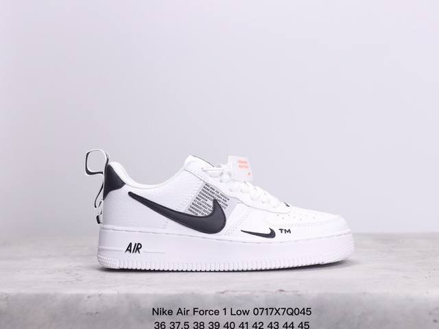 Nike Air Force 1 Low 空军一号低帮百搭休闲运动板鞋。柔软、弹性十足的缓震性能和出色的中底设计，横跨复古与现代的外型结合，造就出风靡全球三十多