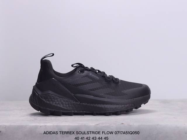 Adidas Terrex官方男鞋soulstride Flow跑步鞋户外运动鞋越野跑鞋。Soulstride Flow，它是terrex专为长距离越野推出的首 - 点击图像关闭