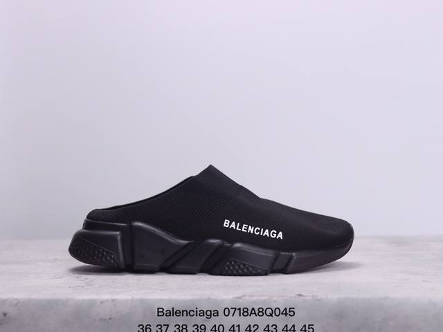 巴黎世家balenciaga 巴黎袜子鞋 懒人鞋 皇帝鞋 一脚蹬 太多的词汇来形容这款鞋子了 轻便 舒适穿着方便让它备受青睐 更是各大明星们的最爱 如果说之前的