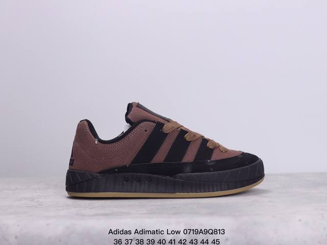 真标adidas Adimatic Low 马蒂奇系列低帮 复古鲨鱼面包鞋运动休闲滑板板鞋 整个鞋面由色彩艳丽的麂皮制成 搭配品牌标志性大尺寸三条纹 Logo