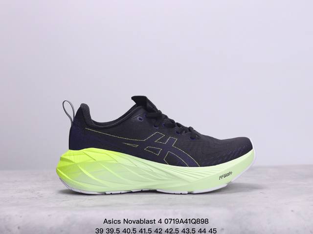 公司级asics Novablast 4 轻量跑鞋 低帮轻量透气缓震休闲运动跑步鞋 货号:1011B693-003 尺码:39 39.5 40.5 41.5 4