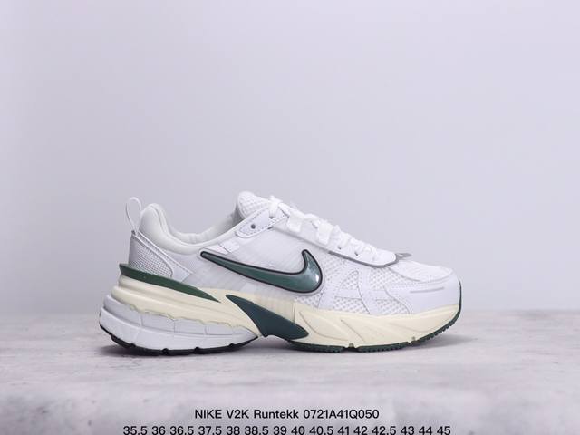 Nike V2K Runtekk 减震防滑复古低帮跑步鞋 材质上使用大面积网眼 皮革 Tpu 组成 支撑和透气性肯定不错 中底处由 Cushlon 泡绵打造 并