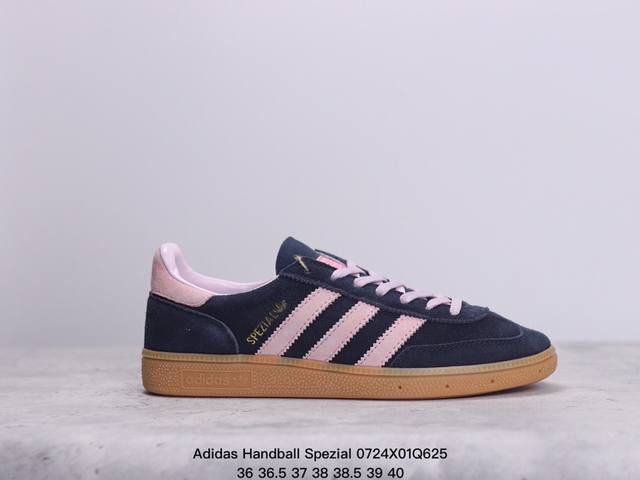 真标adidas Handball Spezial 官方正确版本 阿迪达斯经典款 复古休闲板鞋 全鞋采用反毛皮制作 牛筋耐磨大底 承载青春情怀的板鞋 经典三条杠