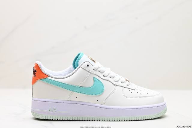 公司级nike Air Force 1‘07 原楦头原纸板 打造纯正低帮空军版型 专注外贸渠道 全掌内置蜂窝气垫 原盒配件 原厂中底钢印、拉帮完美 官方货号:H