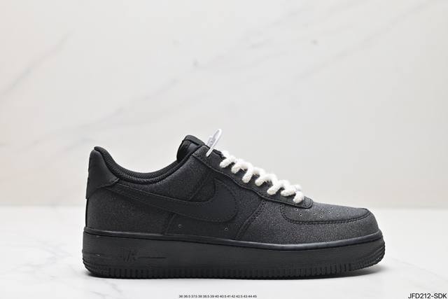 公司级nike Air Force 1‘07 原楦头原纸板 打造纯正低帮空军版型 专注外贸渠道 全掌内置蜂窝气垫 原盒配件 原厂中底钢印、拉帮完美 货号:Cw