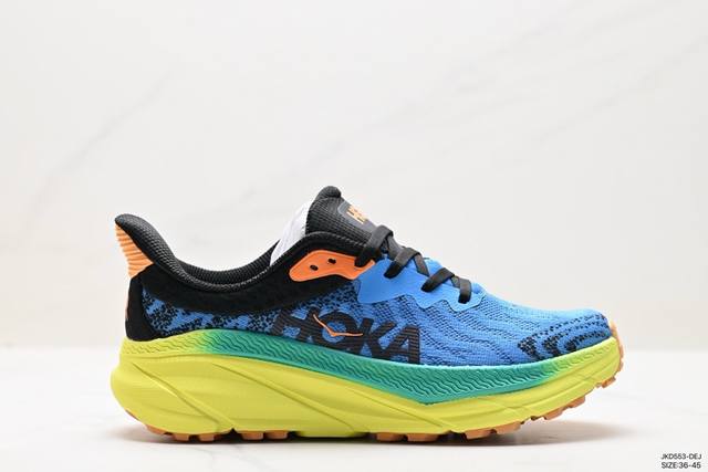 公司级小红书推荐hoka M Challenger Atr 7全新配色 这个品牌来自于新西兰的毛利语，Hoka表示大地，One One表示飞越，连起来就是飞越地