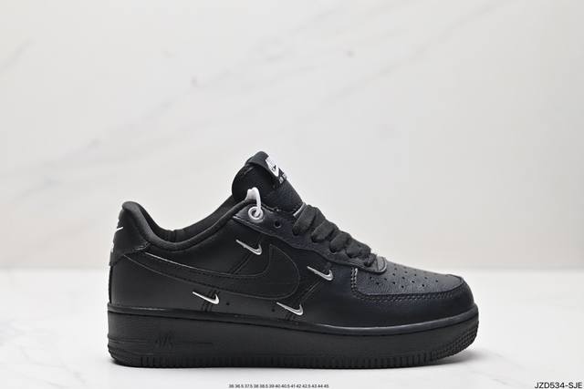 公司级耐克nike Air Force 1 Low 空军一号低帮百搭休闲运动板鞋。柔软、弹性十足的缓震性能和出色的中底设计，横跨复古与现代的外型结合，造就出风靡