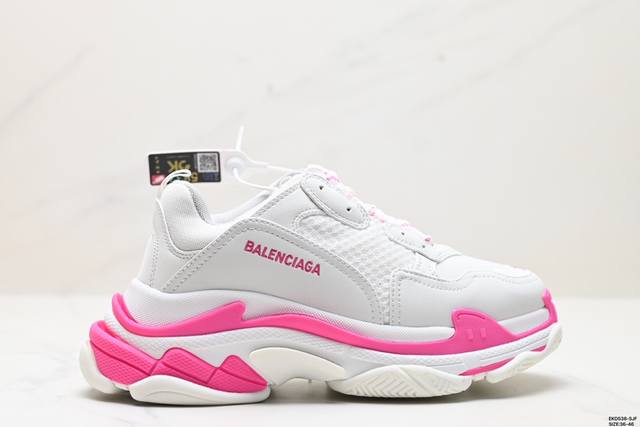 公司级balenciaga巴黎世家 Triple S 涤纶织物皮革 减震防滑耐磨 低帮 老爹鞋 正确字体粗细 位置 大小 正确侧边tpu边扣 气孔 正确大底tp