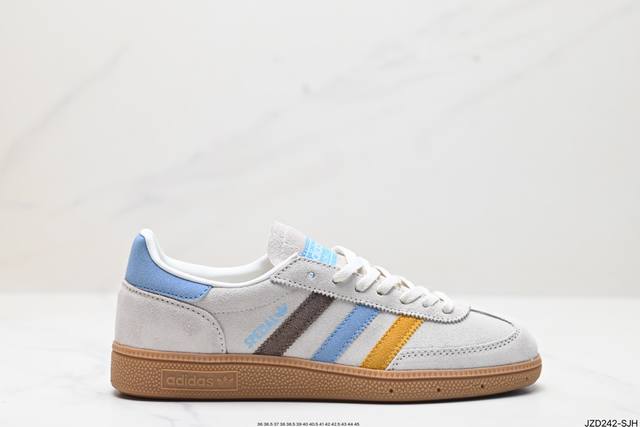 公司级adidas Handball Spezial 官方正确版本 阿迪达斯经典款 复古休闲板鞋 全鞋采用反毛皮制作 牛筋耐磨大底 承载青春情怀的板鞋 经典三条