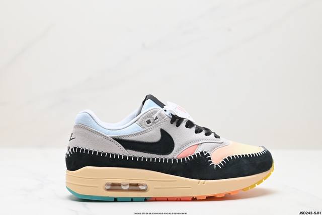 公司级nike Air Max 1 耐克气垫 缓震 耐磨运动鞋 鞋身材质均选择皮革 织物 麂皮多种材质覆盖 保证质感的前提下 层次感也相当不错 带有开窗式 Ai