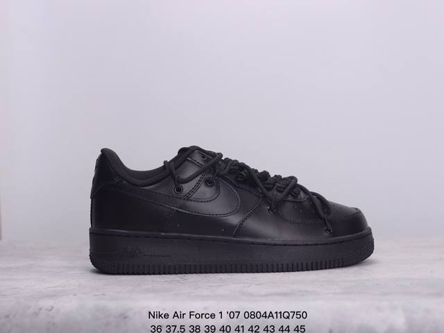 耐克 Nike Air Force 1 '07 空军一号 Af1 解构绑带 双鞋带 男女子运动鞋复古篮球鞋。巧妙结合复古美学和新潮魅力，旨在致敬 40 年来风靡