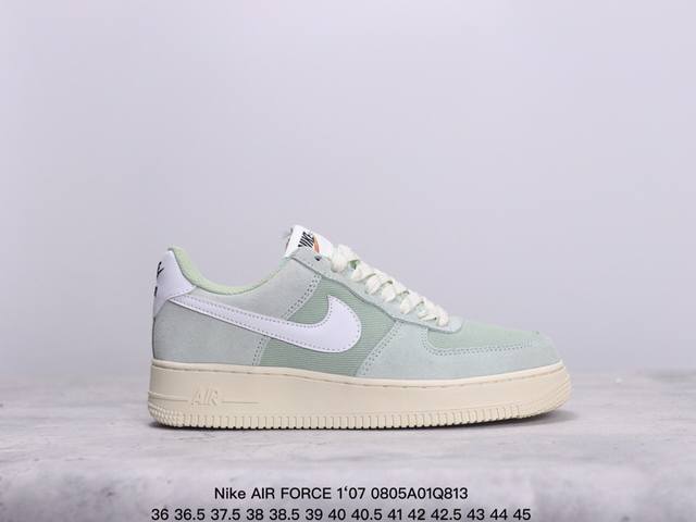 耐克nike Air Force 1 Low 空军一号低帮百搭休闲运动板鞋。柔软、弹性十足的缓震性能和出色的中底设计，横跨复古与现代的外型结合，造就出风靡全球三