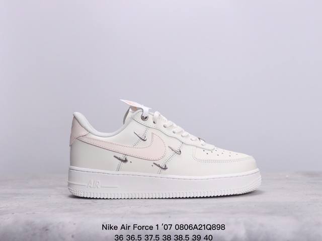 nike Air Force 1 ′07 耐克空军一号低帮板鞋 牛皮材质 公司级 真标带半码 Size:36-45码 xm0806Q898 - 点击图像关闭