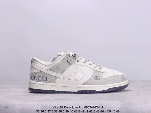 耐克 Nike Sb Dunk Low Pro 复古低帮休闲运动滑板板鞋。采用脚感柔软舒适zoomair气垫，有效吸收滑板等极限运动在落地时带来的冲击力，为街头 - 点击图像关闭