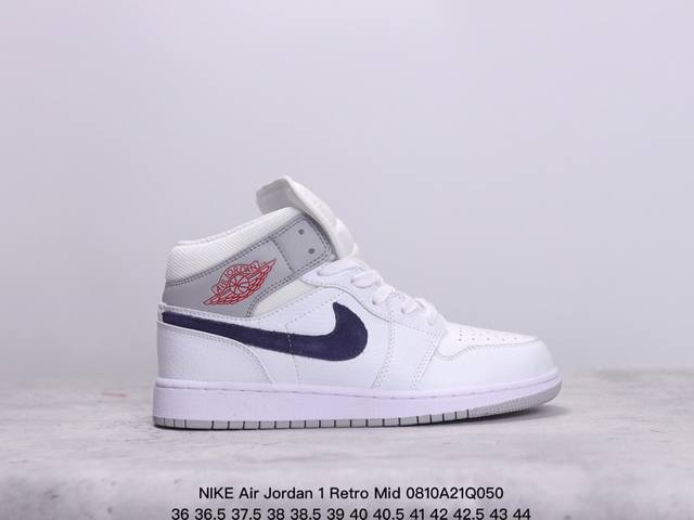 公司级nike Air Jordan 1 Retro Mid Aj1乔丹一代中帮经典复古文化休闲运动篮球鞋 货号:554724 413 尺码:36 36.5 3