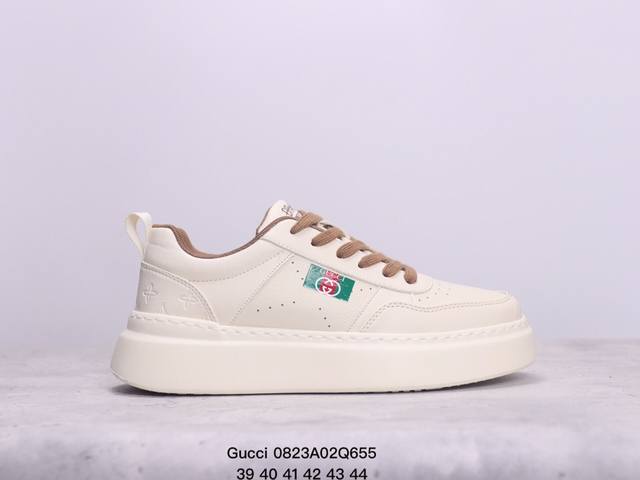 gucci 轻奢单品鞋 广东品质原厂 高奢古驰gucci Screener Gg High-Top Sneaker休闲潮鞋系列意大利进口超软小牛皮+刺绣搭配 原