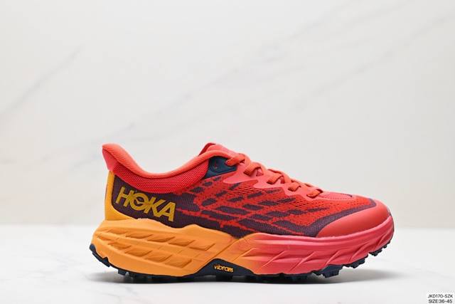 公司级小红书推荐hoka M Speedgoat 5全新配色 这个品牌来自于新西兰的毛利语，Hoka表示大地，One One表示飞越，连起来就是飞越地平线，On